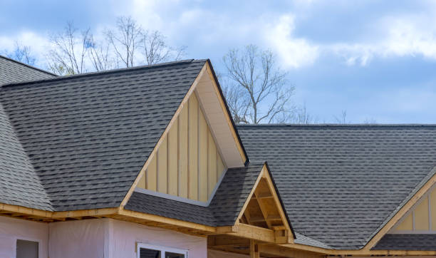 Best Solar Panel Roofing Installation  in Fostoria, OH
